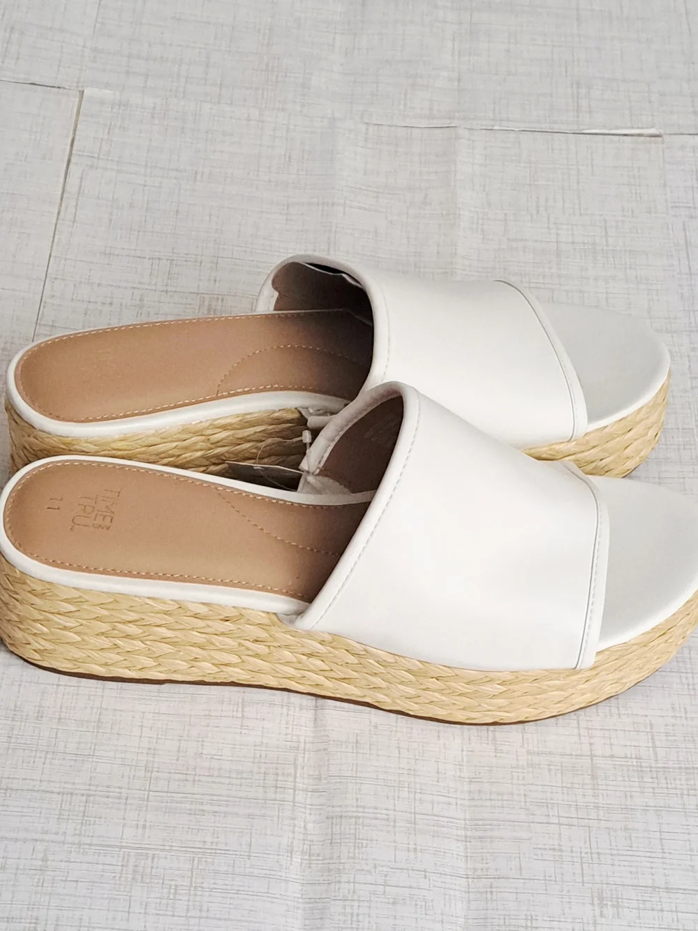 Time and Tru Women's Raffia Platform White Slide Sandals